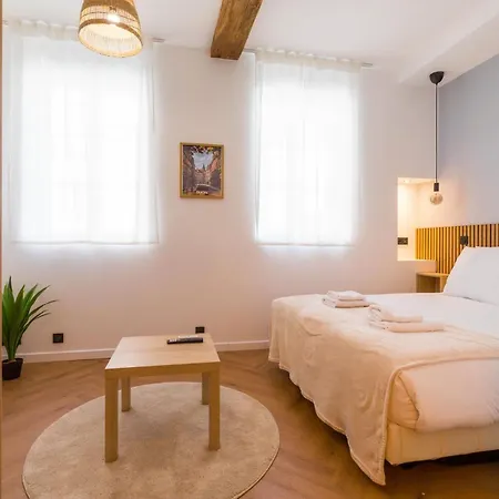 Le Caveau Dijonnais Apartment